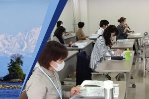 富山での発表会の様子